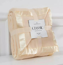 New Luxury Classic Satin Ribbon Border Cosy Fleece Throw