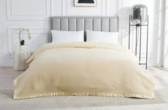 New Luxury Classic Satin Ribbon Border Cosy Fleece Throw
